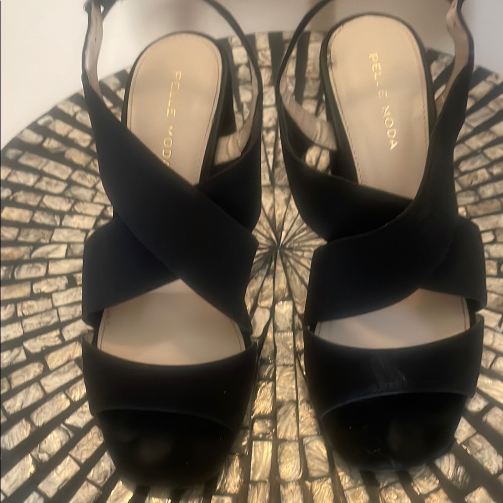 Pelle Moda Black Heels with Slingback Design